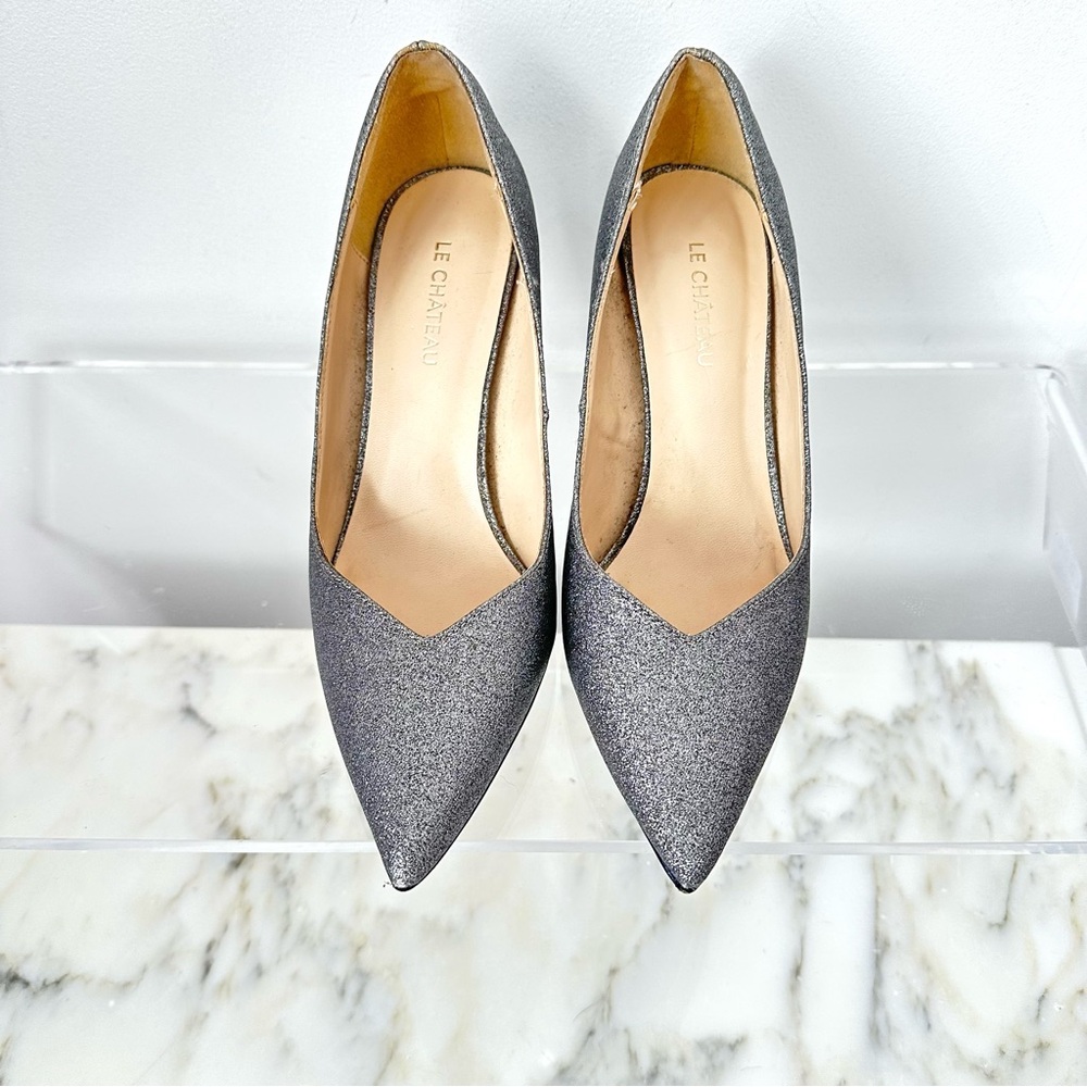 Le Chateau size 7 sparkling silver close toed heels party wedding evening pumps